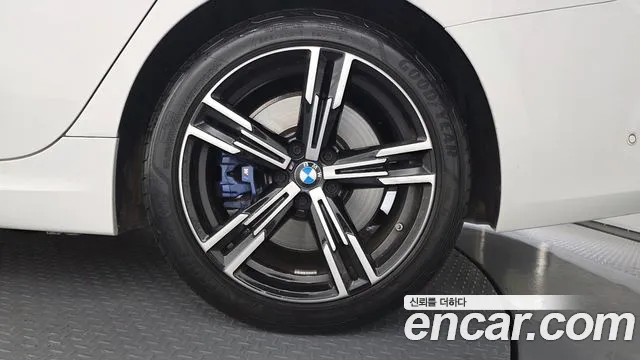 BMW 3-Series 3 серия (G20) 320i M Sport — Фото автомобиля 5