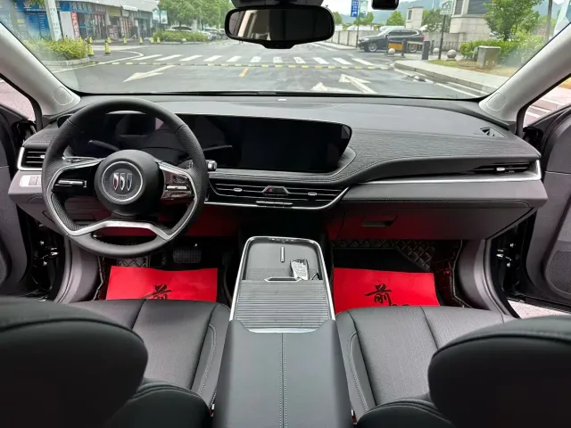 Buick LaCrosse — Фото автомобиля 5