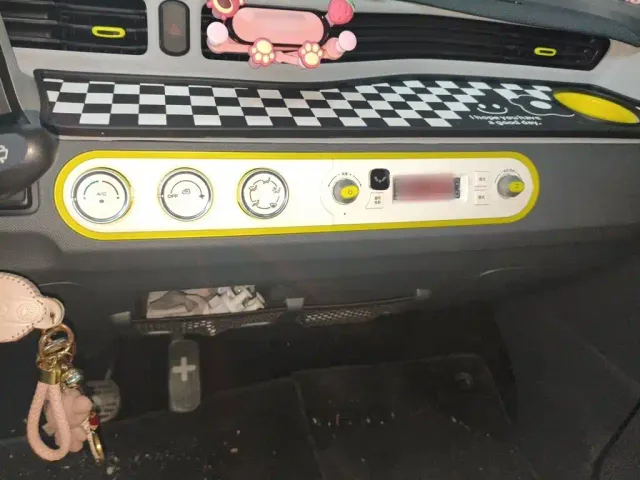 Wuling Hongguang Mini EV — Фото автомобиля 25