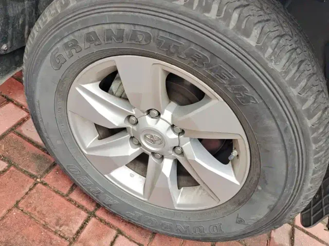 Toyota RAV4 — Фото автомобиля 6