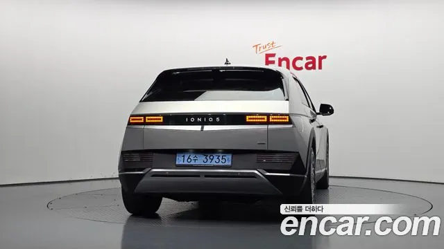Hyundai Ioniq 5 — Фото автомобиля 4