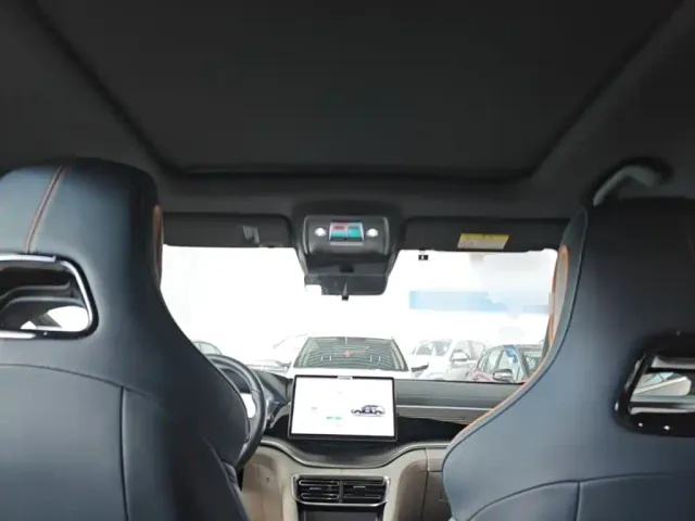 BYD Song PLUS — Фото автомобиля 9