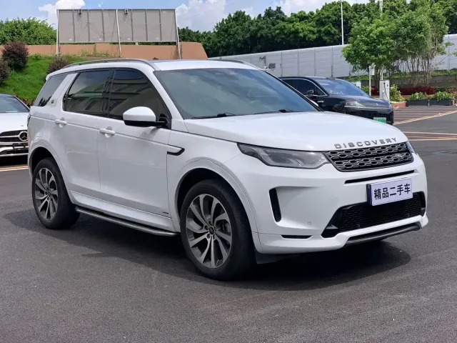 Land Rover Discovery Sport 2022 Model 249PS R-Dynamic S Performance Edition 5-Seater — Фото автомобиля 3