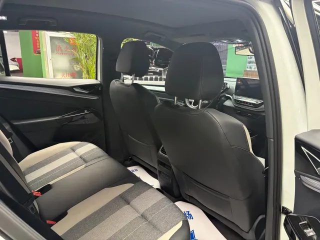 Volkswagen ID.4 Crozz — Фото автомобиля 8