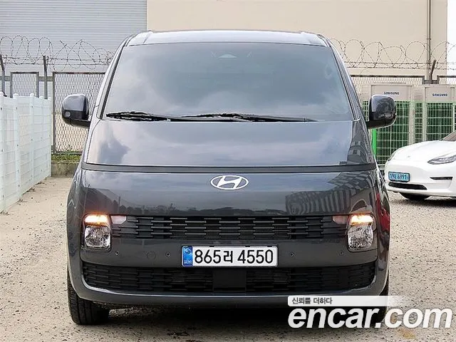 Hyundai Staria Новый Staria L3.5 Карго 5 мест — Фото автомобиля 2