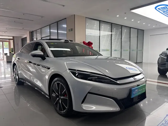 BYD Han L — Фото автомобиля 3