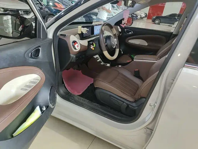 Wuling Bingo — Фото автомобиля 15