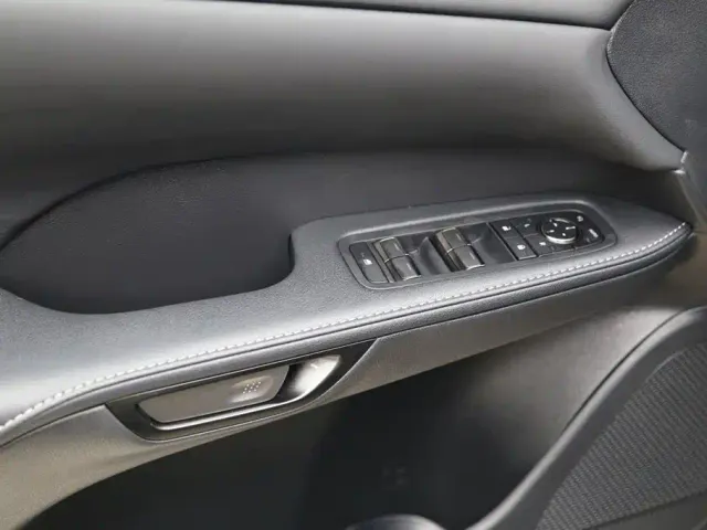 Lexus RX — Фото автомобиля 11