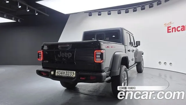 Jeep Gladiator Gladiator (JT) — Фото автомобиля 2