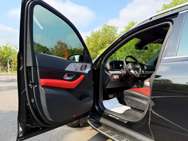 Mercedes-Benz GLE-Class AMG — Фото автомобиля 25