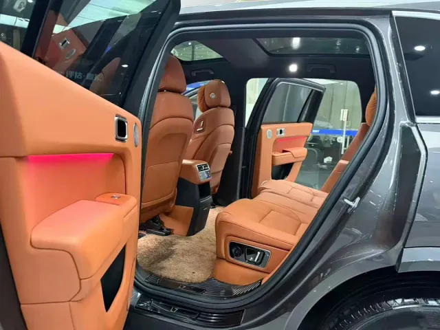 Li Auto L7 — Фото автомобиля 7