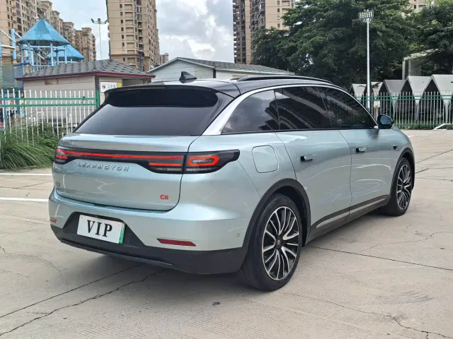 Leapmotor C11 — Фото автомобиля 7