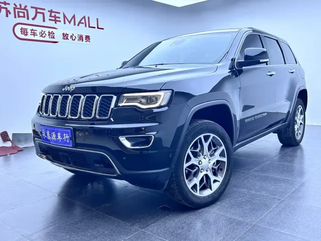 Фотография автомобиля — Jeep Grand Cherokee