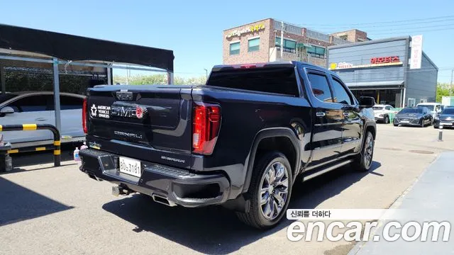GMC Sierra — Фото автомобиля 2