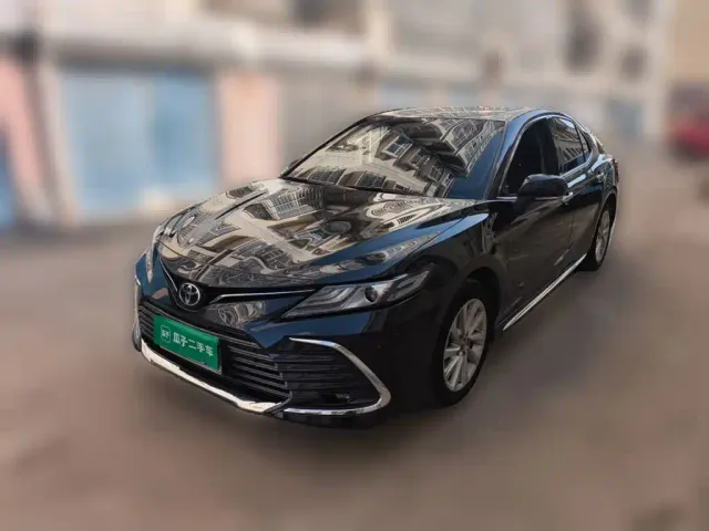 Фотография автомобиля — Toyota Camry