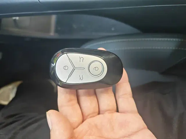 Geely Starry Wish — Фото автомобиля 11