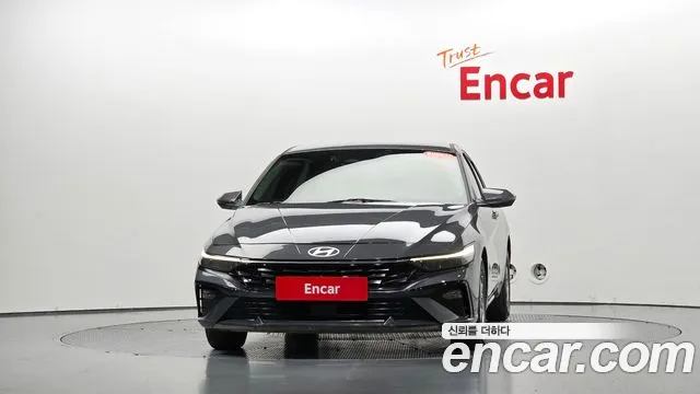 Hyundai Avante CN7 — Фото автомобиля 3