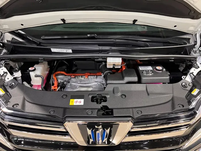 Toyota Vellfire — Фото автомобиля 17