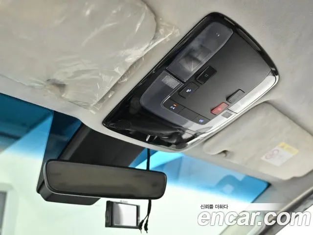 Hyundai Staria Staria 4WD Lounge 9 мест — Фото автомобиля 18