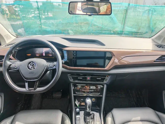 Volkswagen Tharu — Фото автомобиля 6