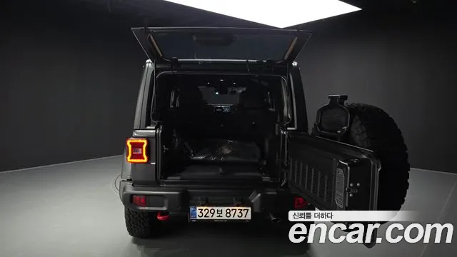 Jeep Wrangler Wrangler (JL) — Фото автомобиля 19