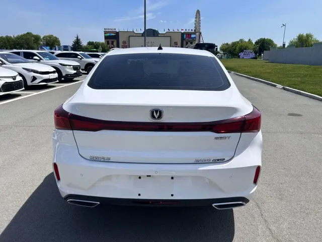 Changan Eado — Фото автомобиля 8
