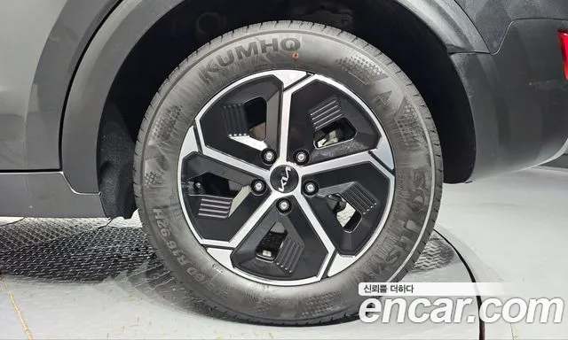Kia Niro The All New — Фото автомобиля 6