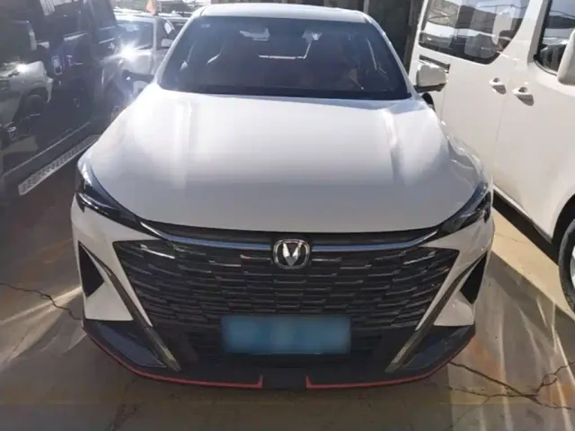 Changan X5 Plus — Фото автомобиля 2