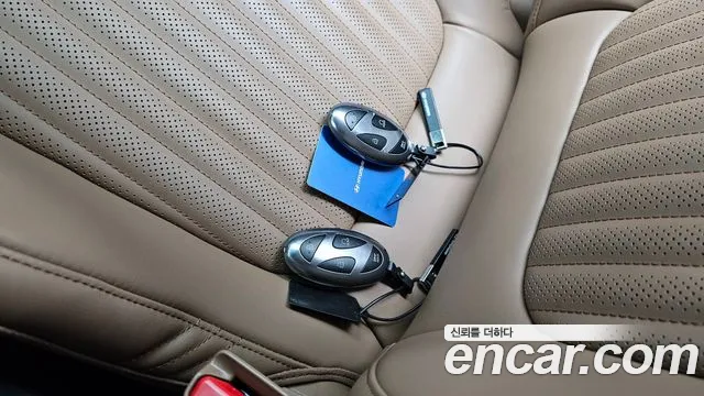 Hyundai Grandeur GN7 — Фото автомобиля 16