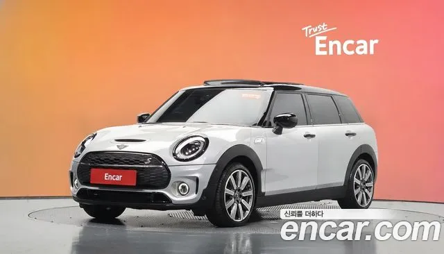 Фотография автомобиля — MINI Clubman