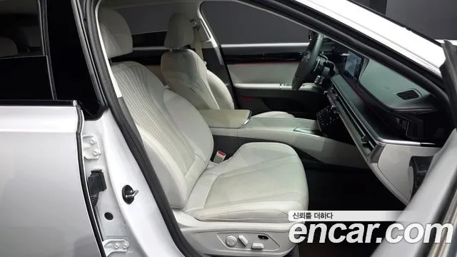 Hyundai Grandeur GN7 — Фото автомобиля 11