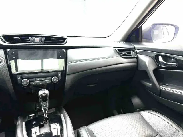 Nissan X-Trail — Фото автомобиля 10