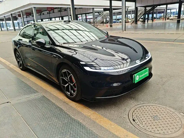 Changan Qiyuan A06 — Фото автомобиля 3
