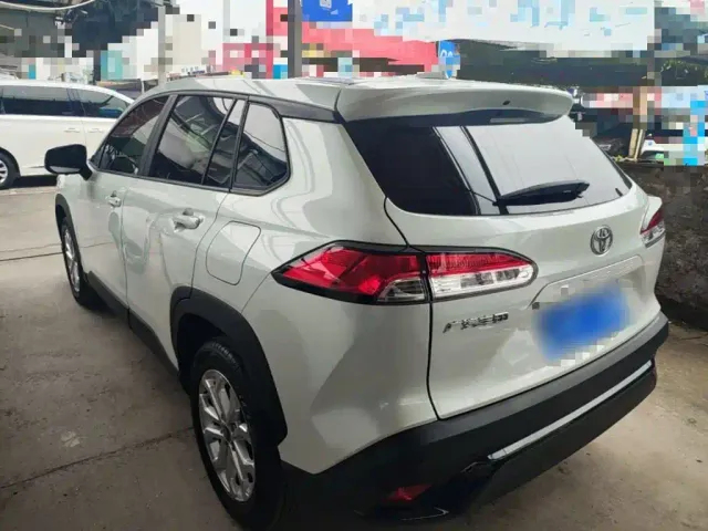 Toyota Frontlander — Фото автомобиля 4
