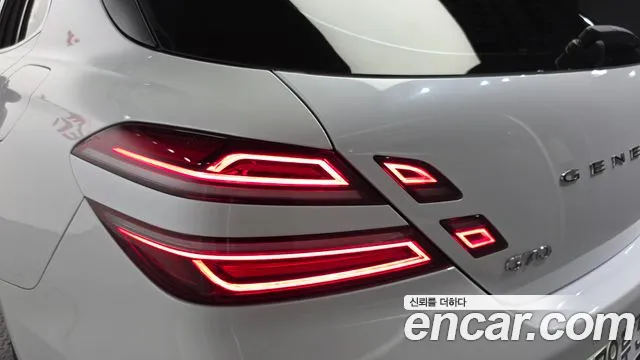 Genesis G70 — Фото автомобиля 8