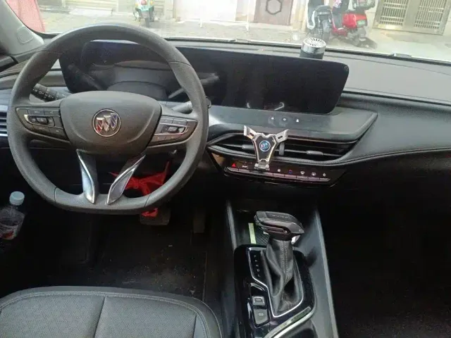 Buick Verano — Фото автомобиля 12