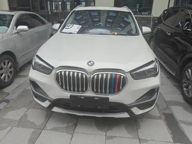 BMW X1 — Фото автомобиля 2