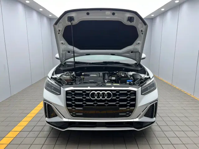 Audi Q2L — Фото автомобиля 16