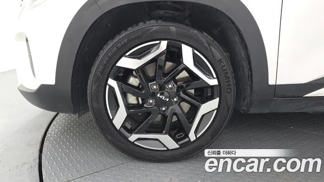 Kia Seltos Бензин 1.6 турбо 2WD — Фото автомобиля 5