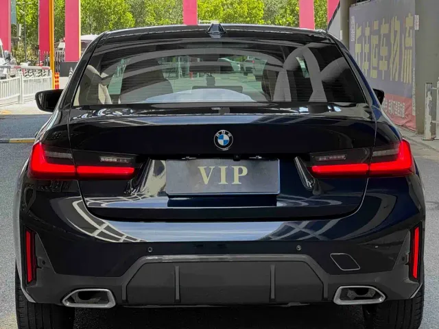 BMW 3 Series — Фото автомобиля 5