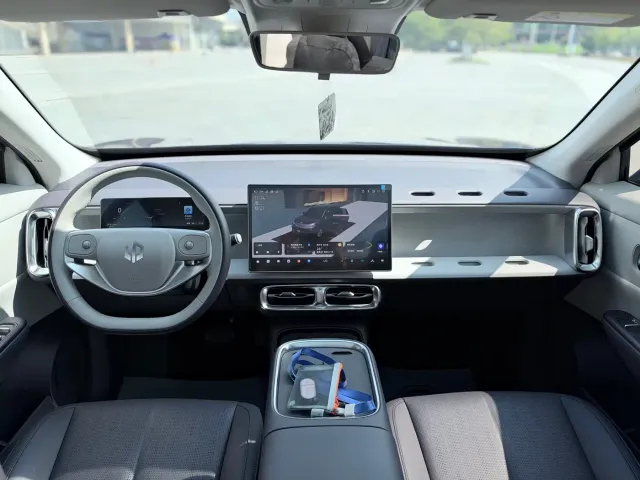 Leapmotor B10 — Фото автомобиля 9