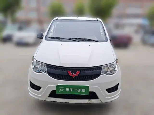 Wuling Hongguang — Фото автомобиля 2