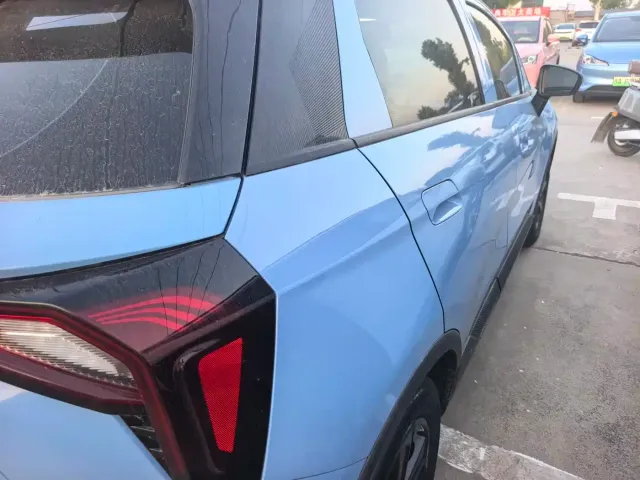 Geely Geometry Geely Geometry E Firefly 2022 401KM Delicate Tiger 4-seater — Фото автомобиля 9