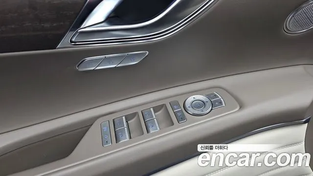 Genesis GV80 2.5T Бензин AWD — Фото автомобиля 30
