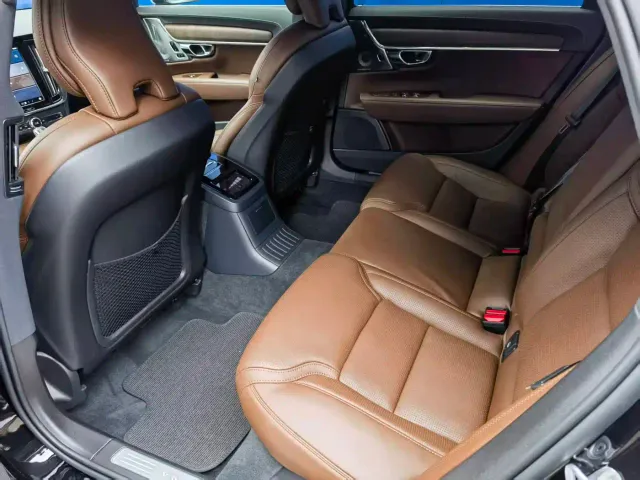 Volvo S90 — Фото автомобиля 17