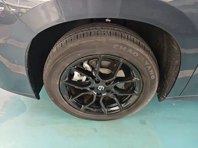Leapmotor C10 — Фото автомобиля 22