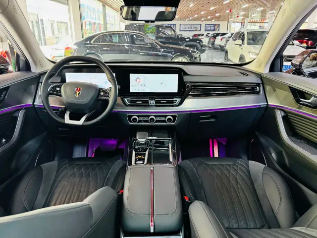 Hongqi HS5 — Фото автомобиля 17