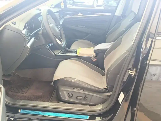 Volkswagen Passat — Фото автомобиля 14