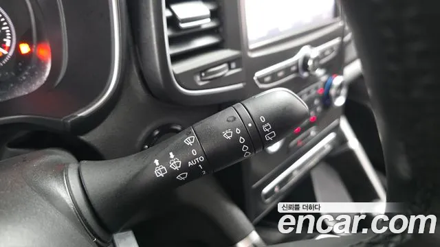 Renault-KoreaSamsung QM6 Новый QM6 Quest 2.0 LPe LE 2WD — Фото автомобиля 17
