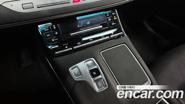 Hyundai Grandeur Новый Grandeur IG — Фото автомобиля 9